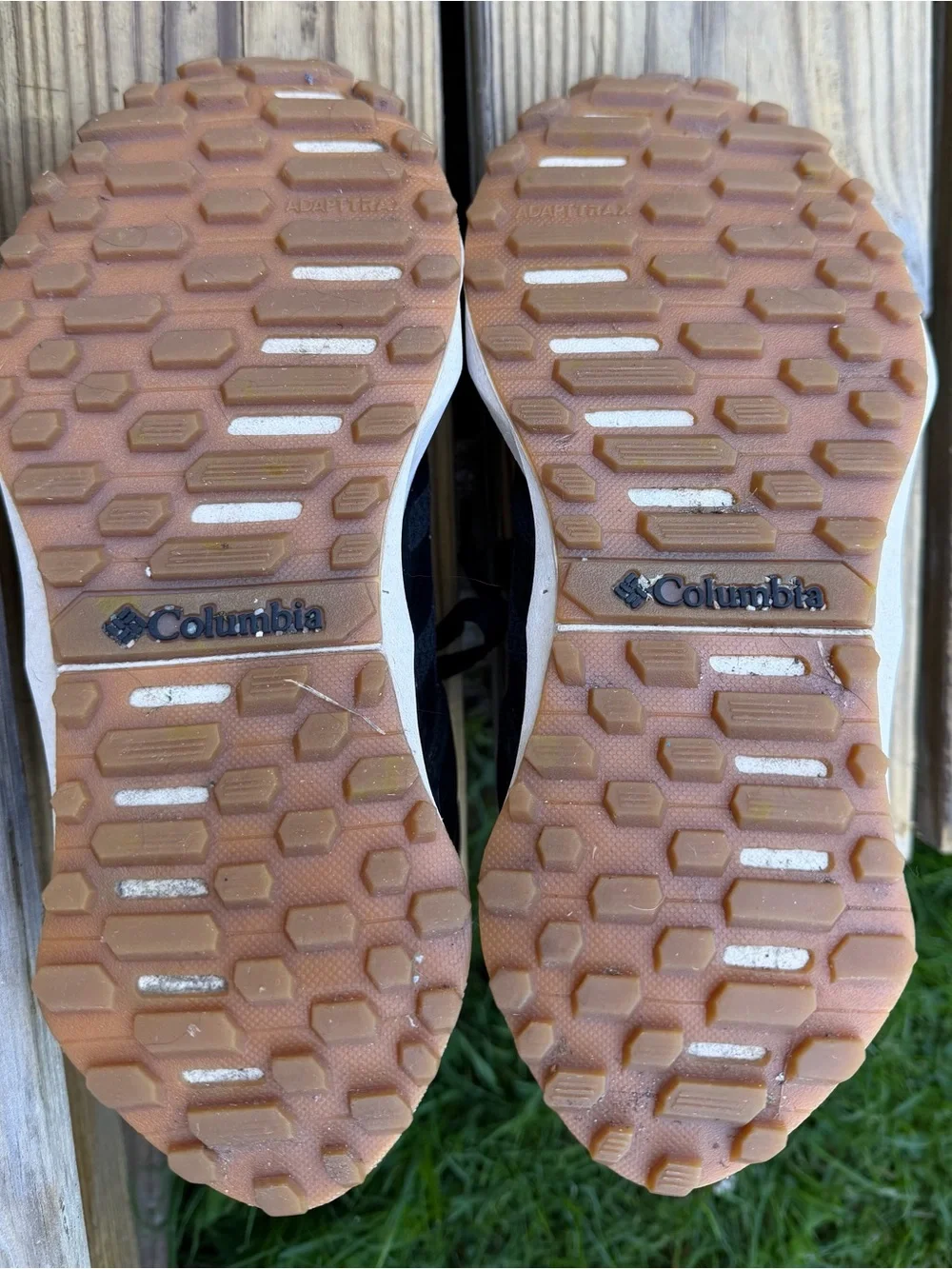 Columbia Waterproof Women's Black with Teal Trail Running Shoe 6.5